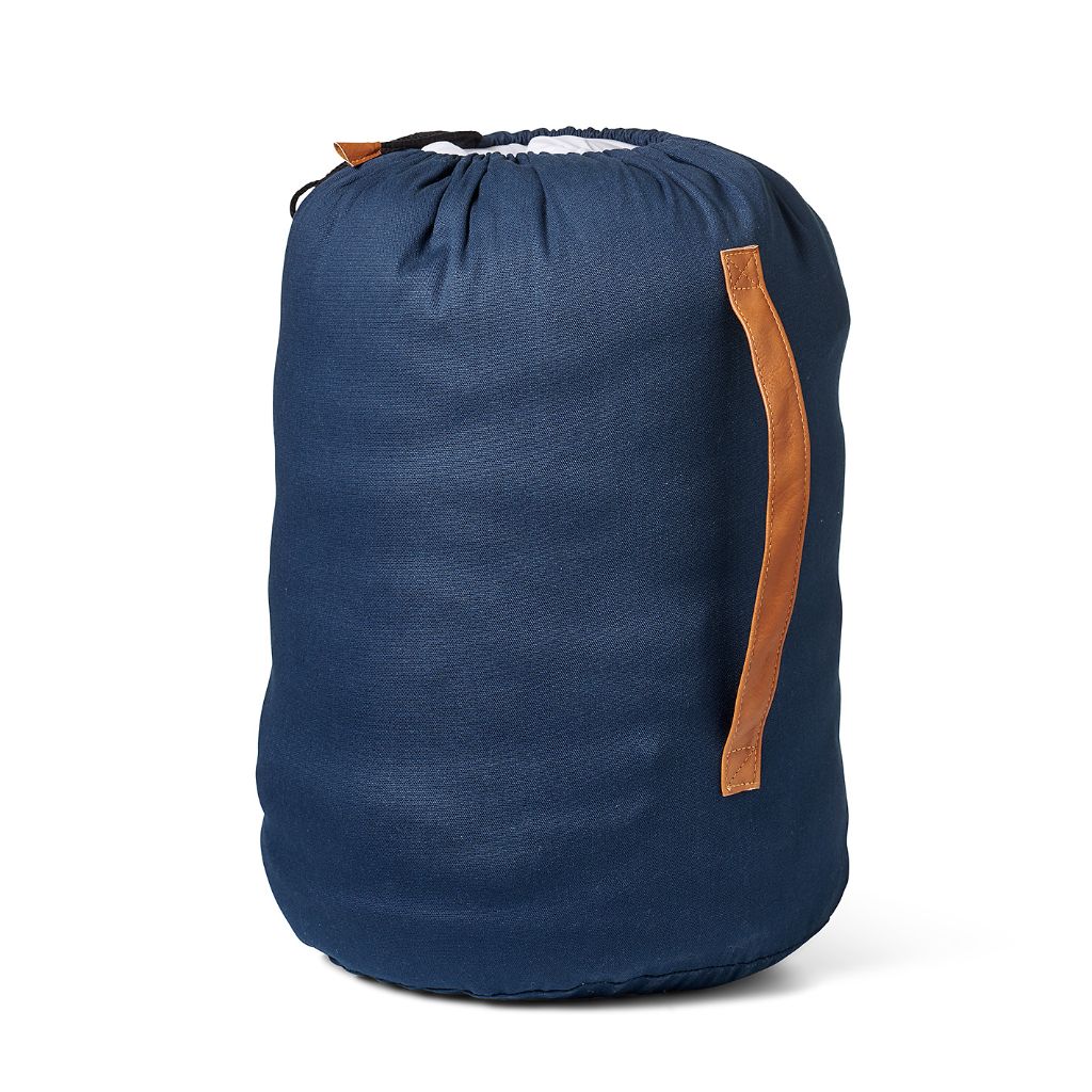Round packaging made of blue cotton